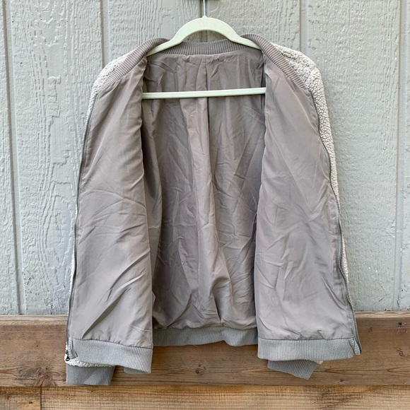 Grey sherpa teddy zip up lined bomber jacket ribbed cuffs - Picture 8 of 9
